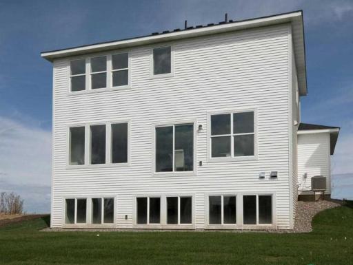 1473 Philipp Way, Shakopee, MN 55379