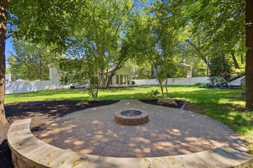 7610 Heritage Road, Eden Prairie, MN 55346