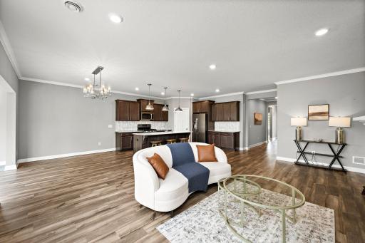 8388 Yearling Drive, Woodbury, MN 55129
