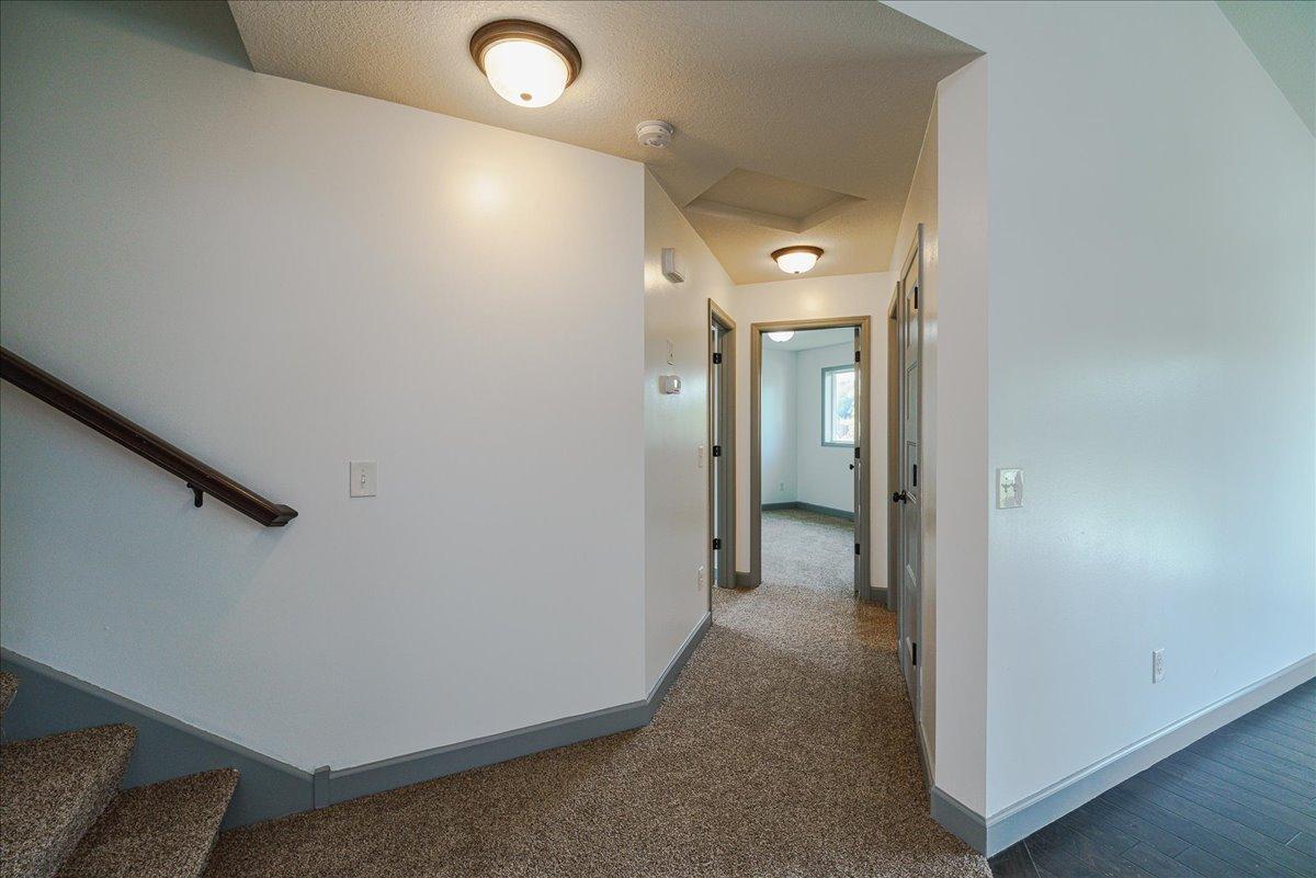 21-Hallway.jpg