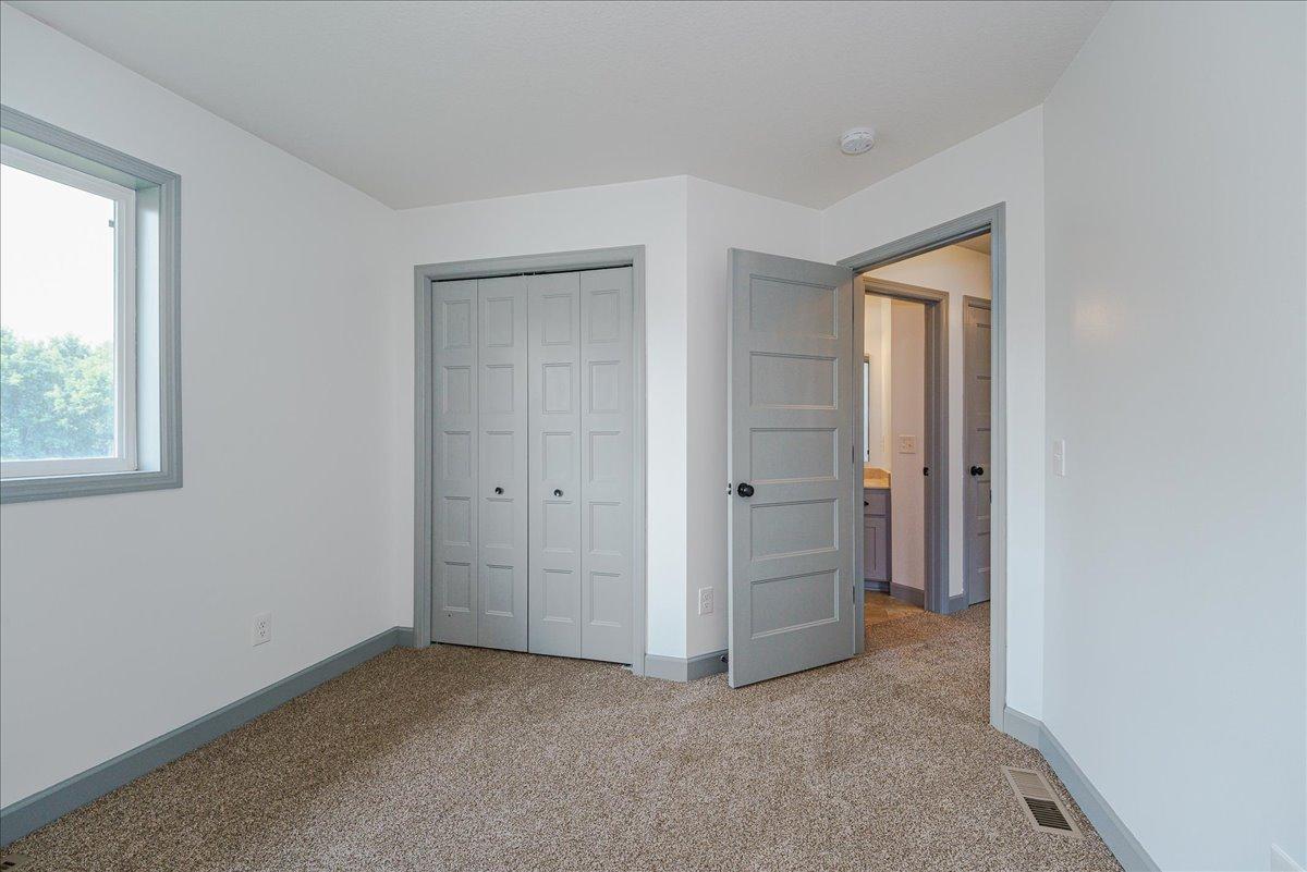 24-Bedroom 1.jpg