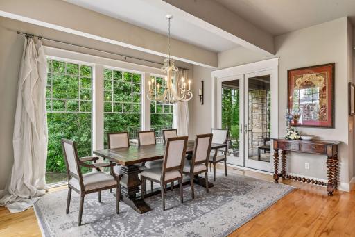 2224 Portico Green, Wayzata, MN 55391