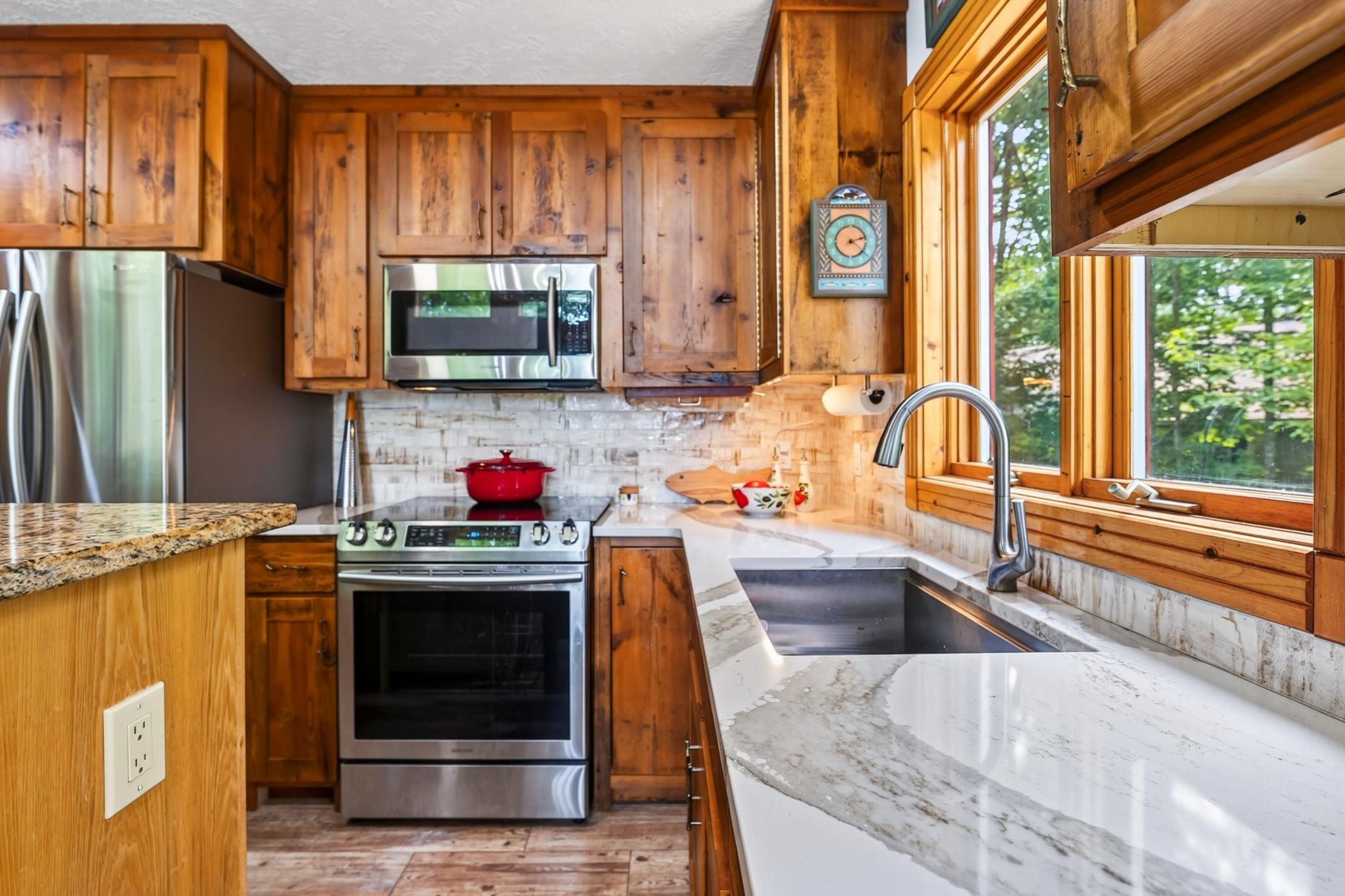 Stylish kitchen finishes.