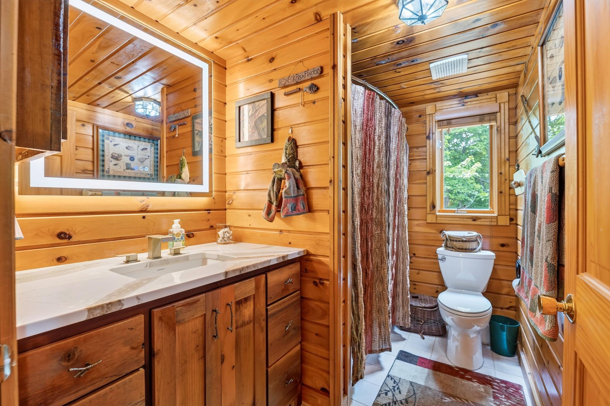 Main level full bath.