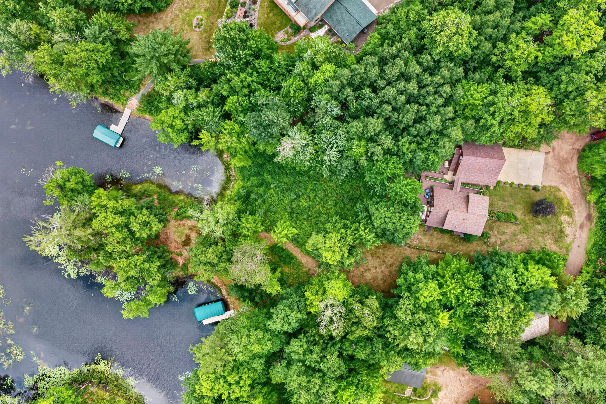Nice private wooded setting.