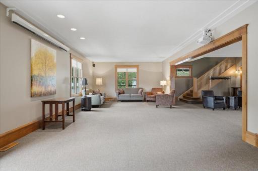 307 S Arch Avenue, New Richmond, WI 54017