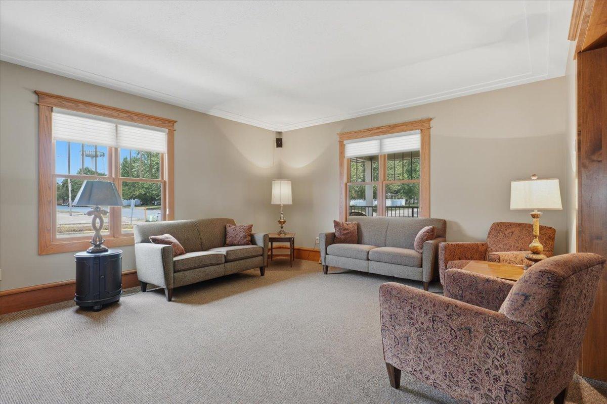 14-Lounge.jpg