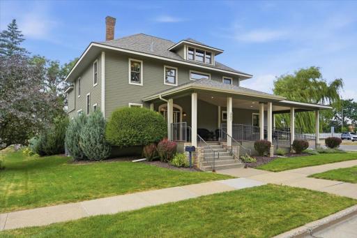 307 S Arch Avenue, New Richmond, WI 54017