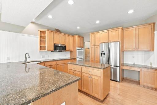 655 Lexie Court, Eagan, MN 55123