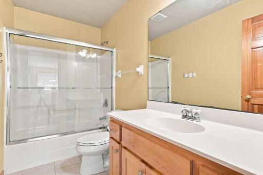 655 Lexie Court, Eagan, MN 55123