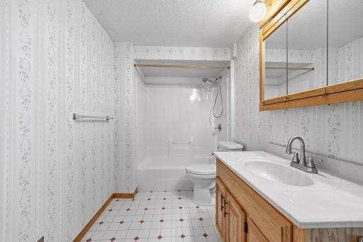 717 Green Avenue SE, Watertown, MN 55388