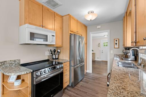 Stainless steel appliances added in 2023