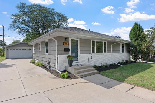 2652 Florida Avenue S, Saint Louis Park, MN 55426