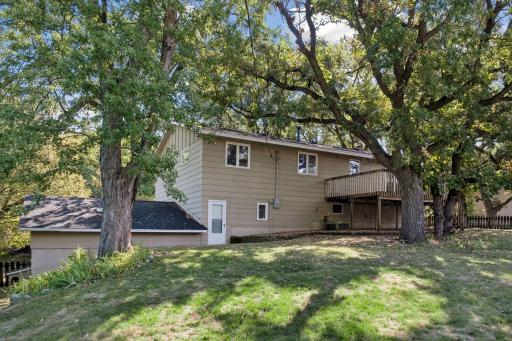 16015 Oak Shore Drive, Lakeville, MN 55044