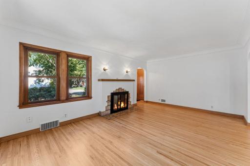1200 Idaho Avenue W, Saint Paul, MN 55108