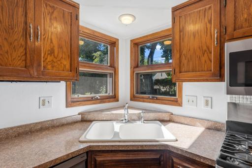 1200 Idaho Avenue W, Saint Paul, MN 55108