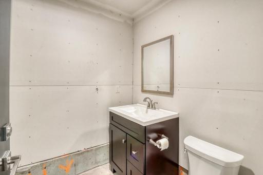 405 20th Avenue E, West Fargo, ND 58078