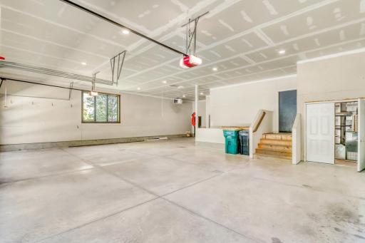 405 20th Avenue E, West Fargo, ND 58078