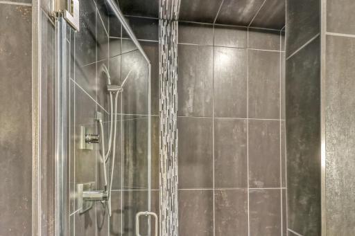 405 20th Avenue E, West Fargo, ND 58078