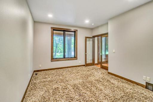 405 20th Avenue E, West Fargo, ND 58078