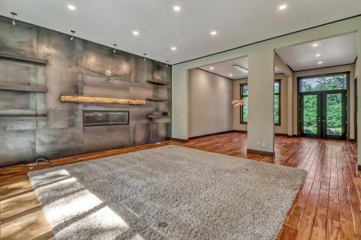 405 20th Avenue E, West Fargo, ND 58078