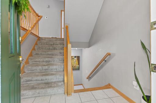 13892 52nd Avenue N, Plymouth, MN 55446