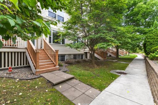 13892 52nd Avenue N, Plymouth, MN 55446