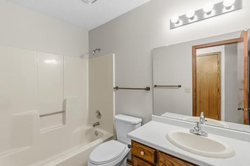 2558 Sumac Circle, White Bear Lake, MN 55110