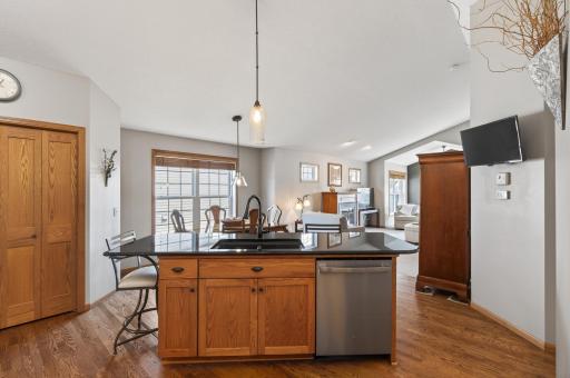6161 Boulder Ridge Drive, Rockford, MN 55373
