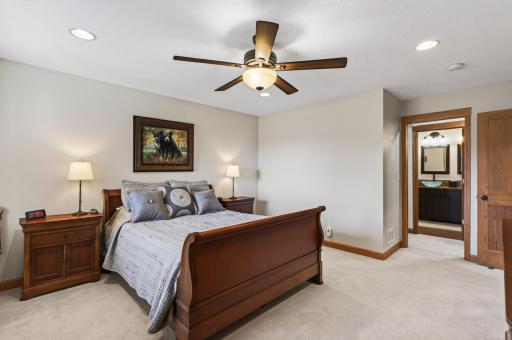 6161 Boulder Ridge Drive, Rockford, MN 55373