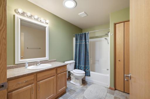 600 6th Street E, 3, West Fargo, ND 58078