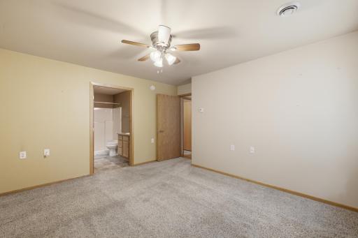 600 6th Street E, 3, West Fargo, ND 58078