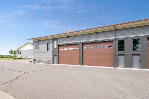 3500 Arrowhead Drive, 7 & 8, Medina, MN 55340