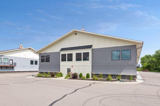 3500 Arrowhead Drive, 7 & 8, Medina, MN 55340