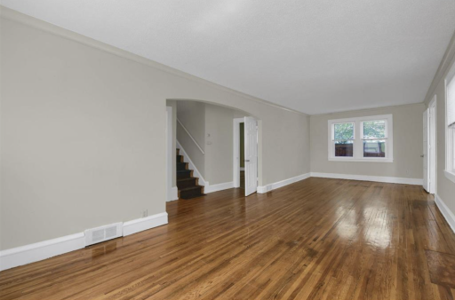 Front unit living room