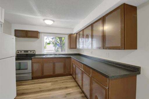back unit kitchen