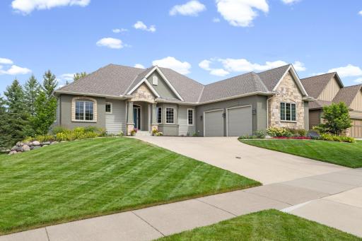 The garage has over 800 SF with natural light