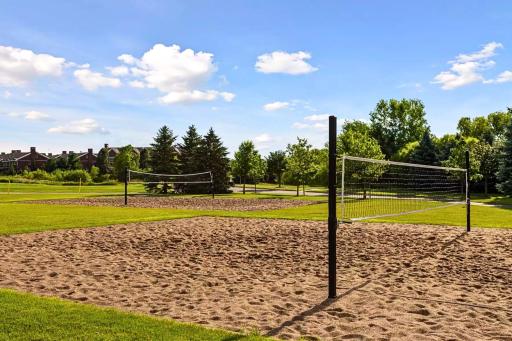 11030 Sweetwater Path, Woodbury, MN 55129