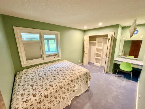 Bedroom 4- Custom closet