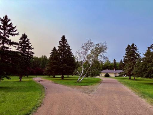 Circle driveway