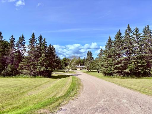 Private drive into home