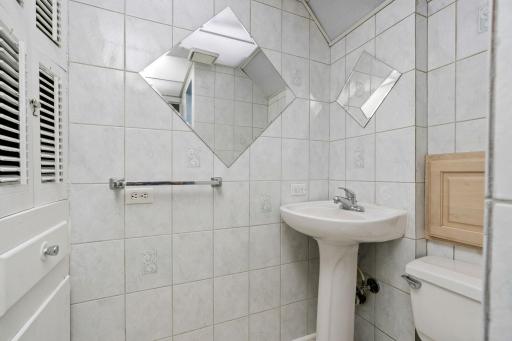 LL bathroom