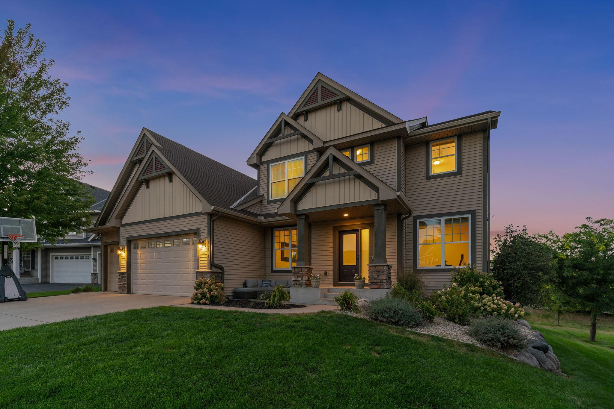 3-web-or-mls-Twilight-2.jpg