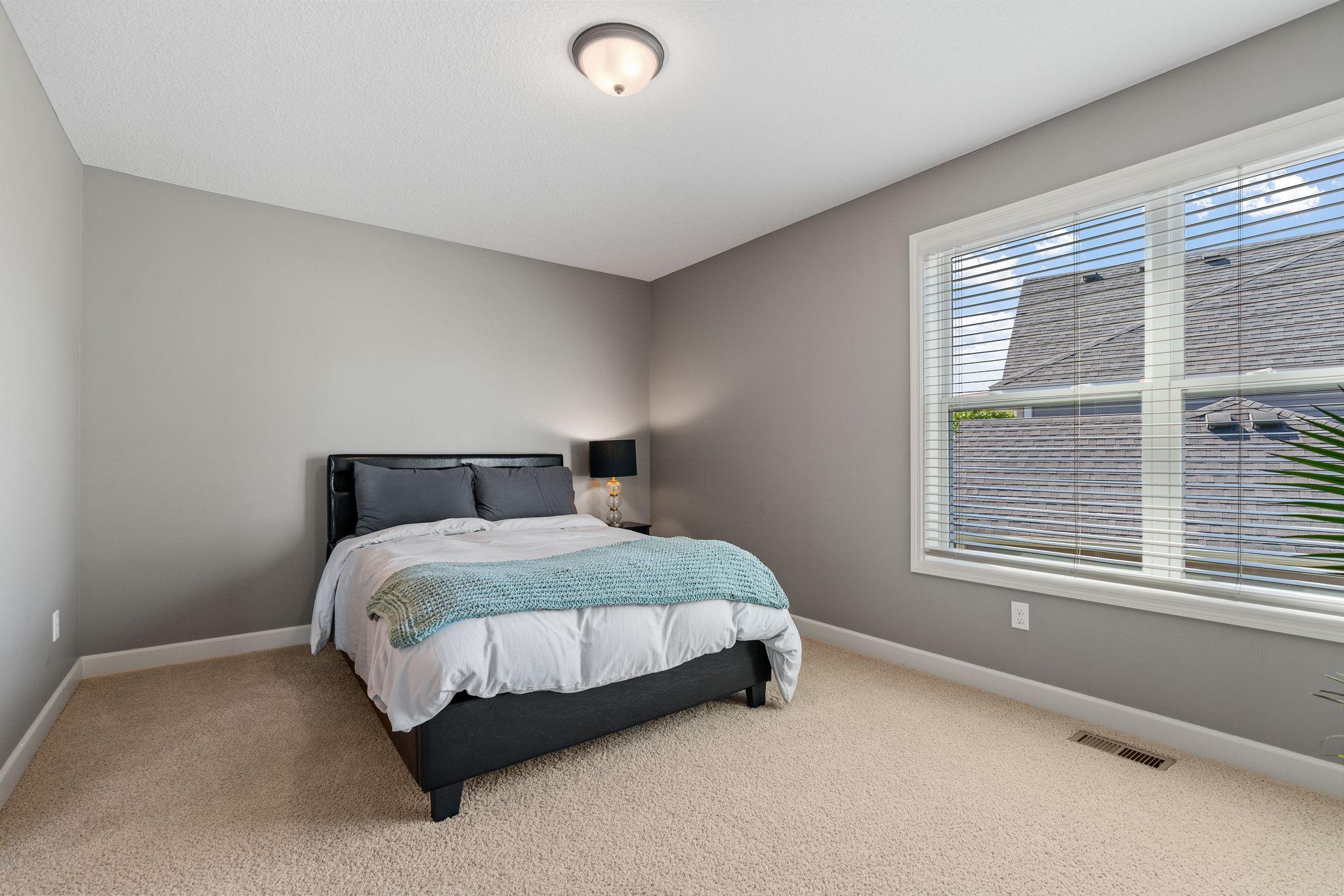 Upper Level w/ 4 bedrooms—all w/ walk-in closets