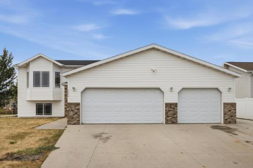 Photo for 3635 Harrison Street S, Fargo, ND 58104 - listing #7117031 3635 Harrison Street S, Fargo, ND 58104