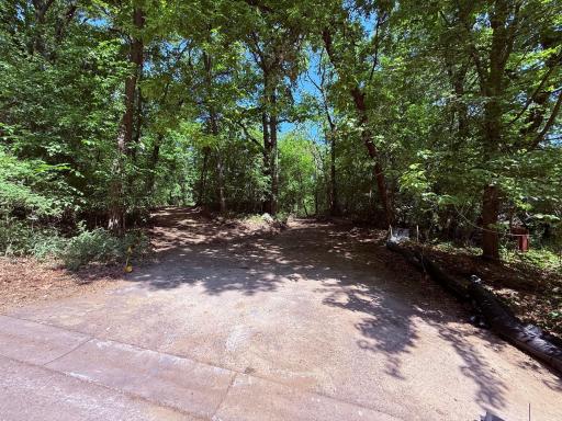 11800 Live Oak Drive, Minnetonka, MN 55305