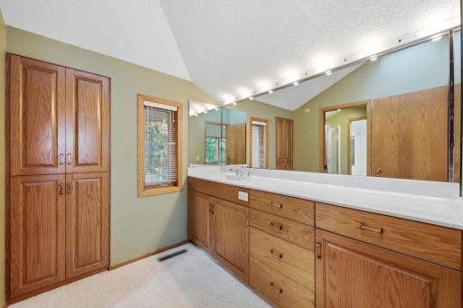 5525 Timber Lane, Excelsior, MN 55331