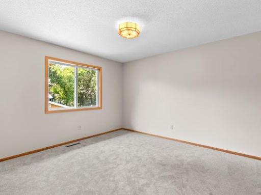 3231 Meadowbrook Court, Vadnais Heights, MN 55127