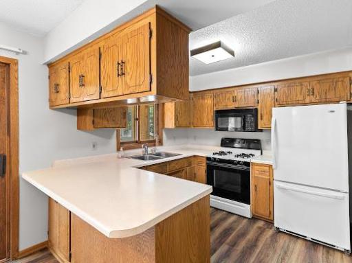 3231 Meadowbrook Court, Vadnais Heights, MN 55127