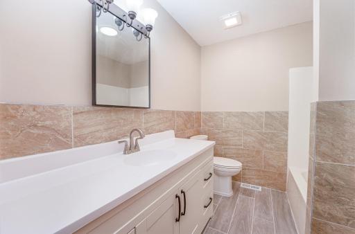 101 Farm Street, A, Hastings, MN 55033